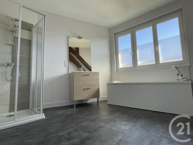 Appartement F4 à vendre - 4 pièces - 133 m2 - Chateauroux - 36 - CENTRE