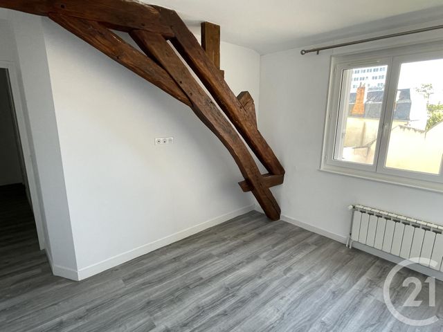 Appartement F4 à vendre - 4 pièces - 133 m2 - Chateauroux - 36 - CENTRE