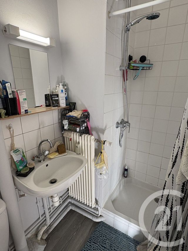 Appartement F1 à vendre - 1 pièce - 28,15 m2 - Chateauroux - 36 - CENTRE