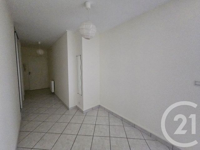 Appartement F3 &agrave; louer - 3 pi&egrave;ces - 69 m2 - Chateauroux - 36 - CENTRE