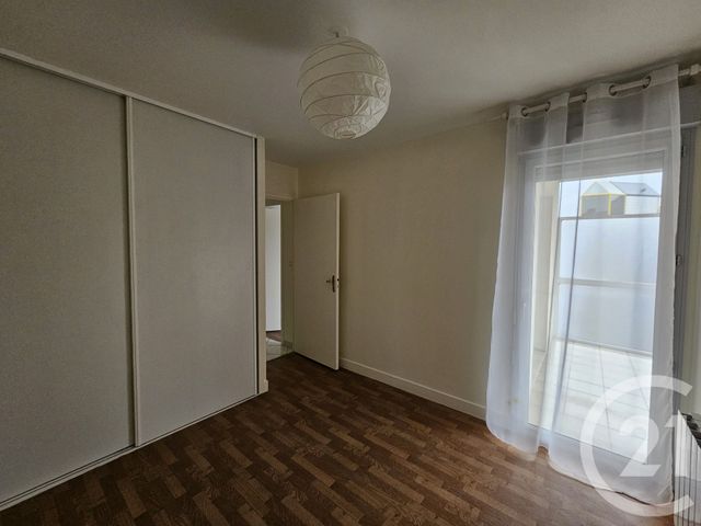 Appartement F3 &agrave; louer - 3 pi&egrave;ces - 69 m2 - Chateauroux - 36 - CENTRE
