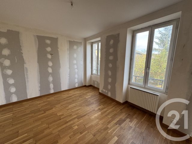 Maison à vendre - 6 pièces - 183,14 m2 - Neuvy St Sepulchre - 36 - CENTRE