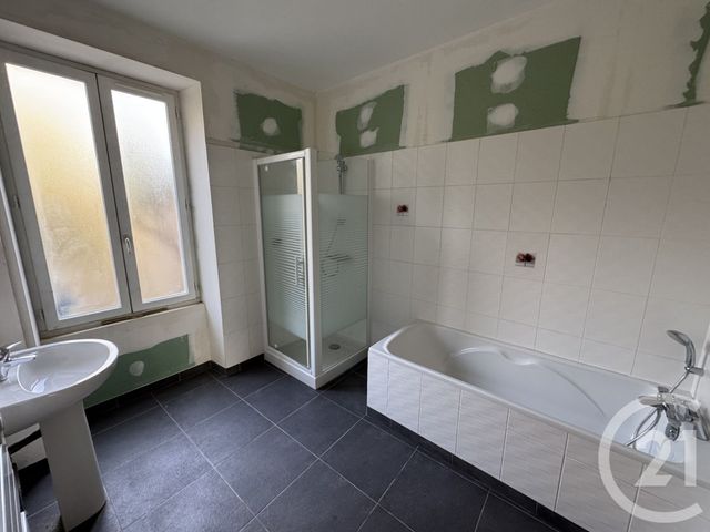 Maison à vendre - 6 pièces - 183,14 m2 - Neuvy St Sepulchre - 36 - CENTRE