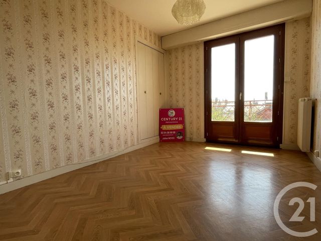 Appartement T3 à vendre - 3 pièces - 66,10 m2 - Chateauroux - 36 - CENTRE