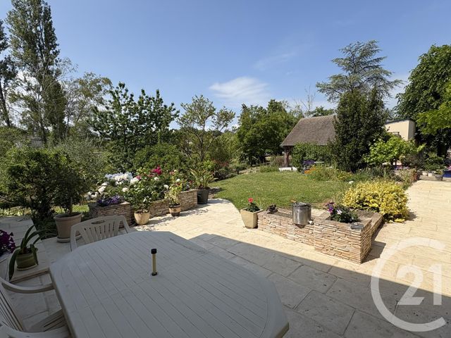 Maison à vendre - 5 pièces - 260 m2 - Neuvy Pailloux - 36 - CENTRE