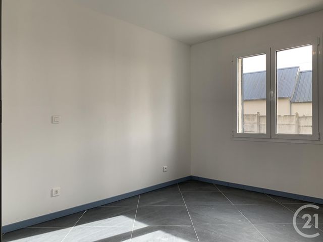 Maison &agrave; louer - 4 pi&egrave;ces - 95 m2 - St Maur - 36 - CENTRE