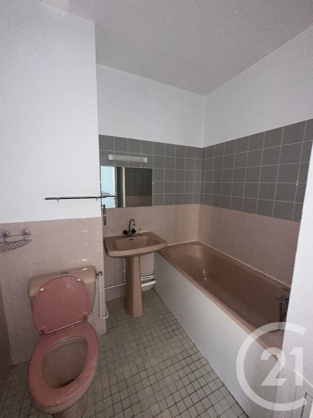 Appartement T1 à louer - 1 pièce - 30,98 m2 - Chateauroux - 36 - CENTRE