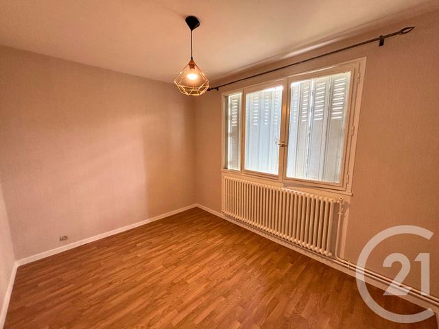 Maison à vendre - 5 pièces - 98,30 m2 - Chateauroux - 36 - CENTRE