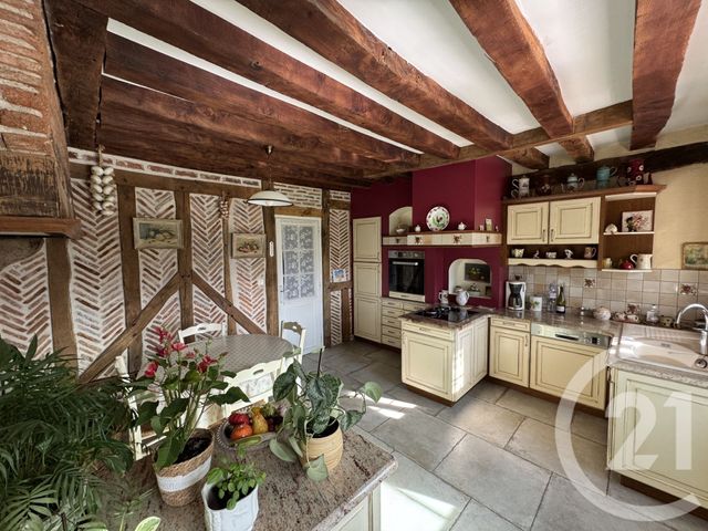Maison à vendre - 6 pièces - 273,36 m2 - St Denis De Jouhet - 36 - CENTRE