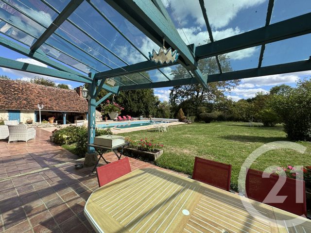 Maison à vendre - 6 pièces - 273,36 m2 - St Denis De Jouhet - 36 - CENTRE