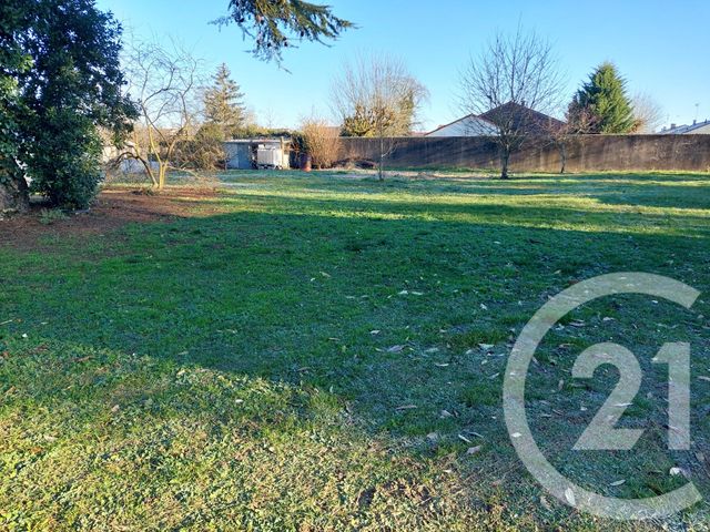 Maison à vendre - 7 pièces - 123 m2 - Issoudun - 36 - CENTRE