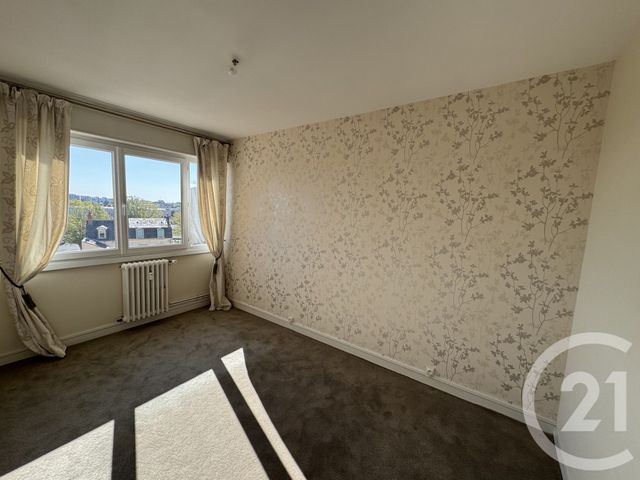 Appartement T4 à vendre - 4 pièces - 90,10 m2 - Chateauroux - 36 - CENTRE