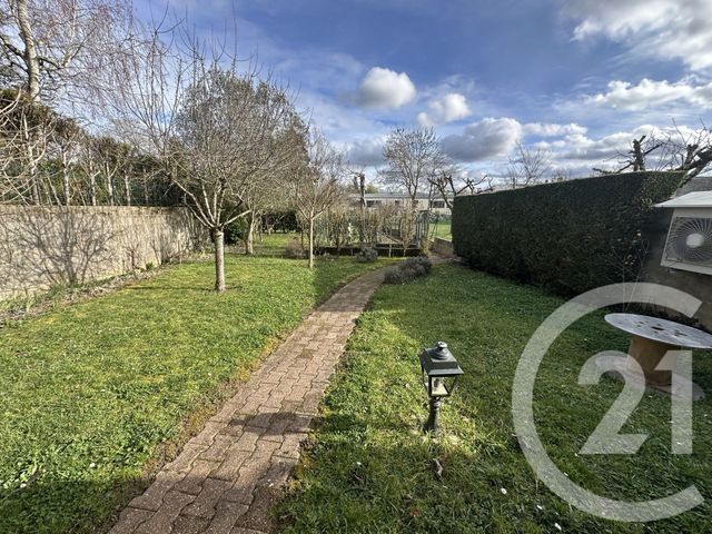 Maison &agrave; vendre - 5 pi&egrave;ces - 118 m2 - Chateauroux - 36 - CENTRE