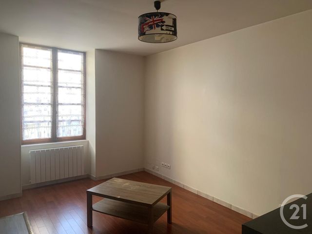 Appartement Triplex à louer - 2 pièces - 43,85 m2 - Chateauroux - 36 - CENTRE