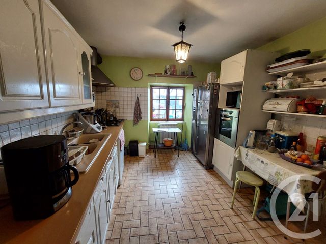 Maison &agrave; vendre - 7 pi&egrave;ces - 113 m2 - Issoudun - 36 - CENTRE