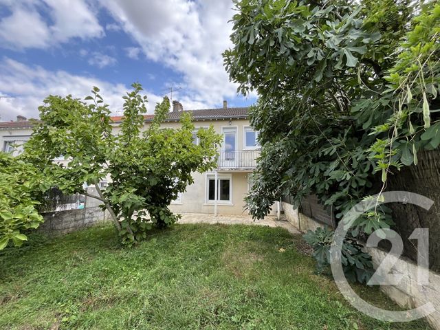 Maison &agrave; louer - 5 pi&egrave;ces - 96,18 m2 - Chateauroux - 36 - CENTRE