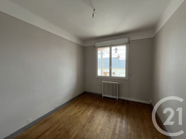 Maison &agrave; louer - 5 pi&egrave;ces - 96,18 m2 - Chateauroux - 36 - CENTRE