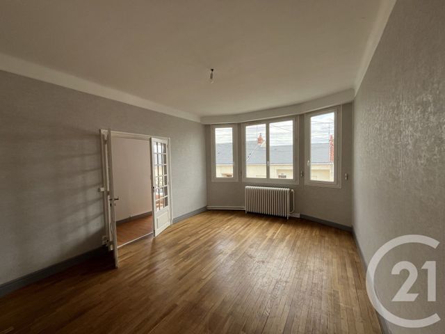 Maison &agrave; louer - 5 pi&egrave;ces - 96,18 m2 - Chateauroux - 36 - CENTRE