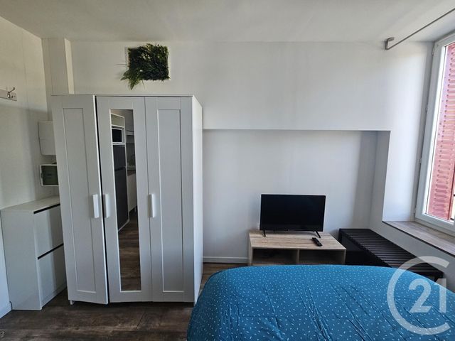 Appartement T1 &agrave; louer - 1 pi&egrave;ce - 17,70 m2 - Chateauroux - 36 - CENTRE