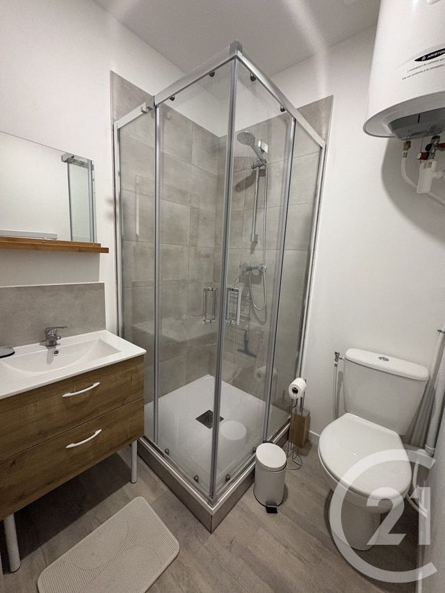 Appartement T2 &agrave; louer - 2 pi&egrave;ces - 31 m2 - Chateauroux - 36 - CENTRE