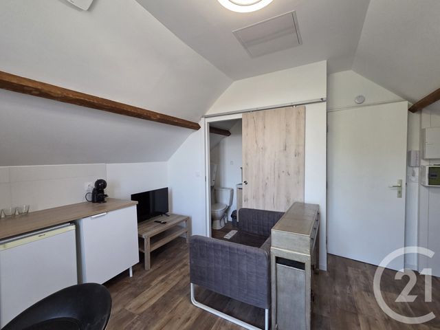 Appartement T1 &agrave; louer - 1 pi&egrave;ce - 14,70 m2 - Chateauroux - 36 - CENTRE