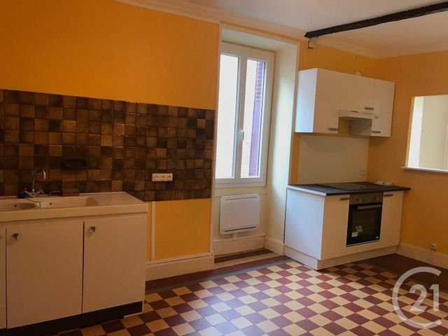 Maison à louer - 4 pièces - 120 m2 - Neuvy St Sepulchre - 36 - CENTRE