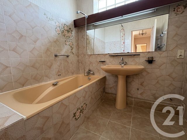 Maison &agrave; vendre - 6 pi&egrave;ces - 125 m2 - Chateauroux - 36 - CENTRE