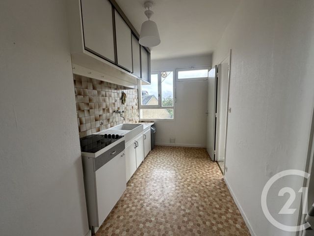 Appartement T3 à louer - 3 pièces - 60,69 m2 - Chateauroux - 36 - CENTRE