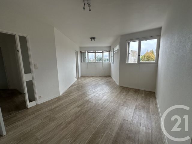 Appartement T3 à louer - 3 pièces - 60,69 m2 - Chateauroux - 36 - CENTRE