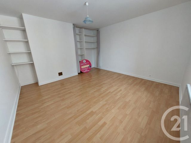 Maison à vendre - 3 pièces - 91,04 m2 - Issoudun - 36 - CENTRE
