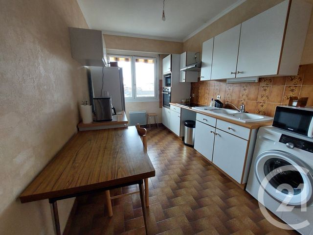 Appartement F3 à vendre - 3 pièces - 82,40 m2 - Chateauroux - 36 - CENTRE