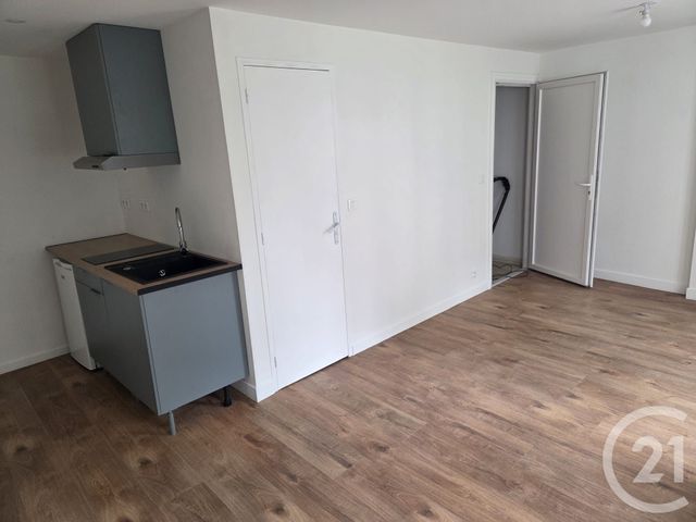 Appartement T1 &agrave; louer - 1 pi&egrave;ce - 20,17 m2 - Chateauroux - 36 - CENTRE