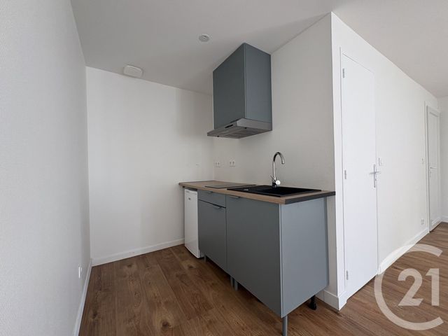 Appartement T1 &agrave; louer - 1 pi&egrave;ce - 20,17 m2 - Chateauroux - 36 - CENTRE