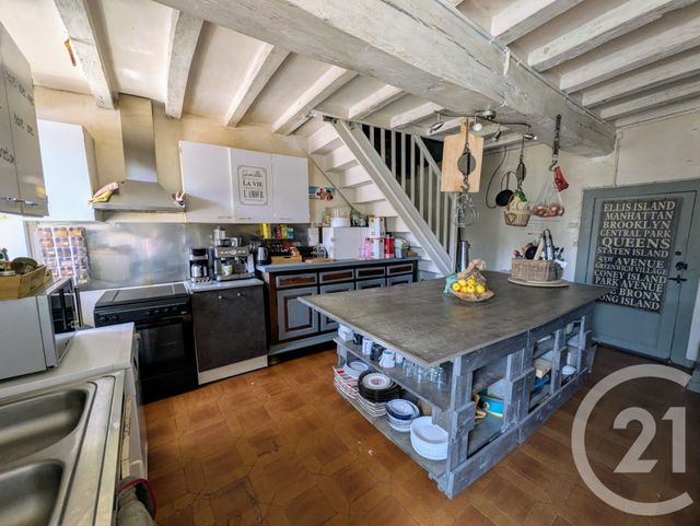 Maison à vendre - 3 pièces - 101,11 m2 - Oulches - 36 - CENTRE