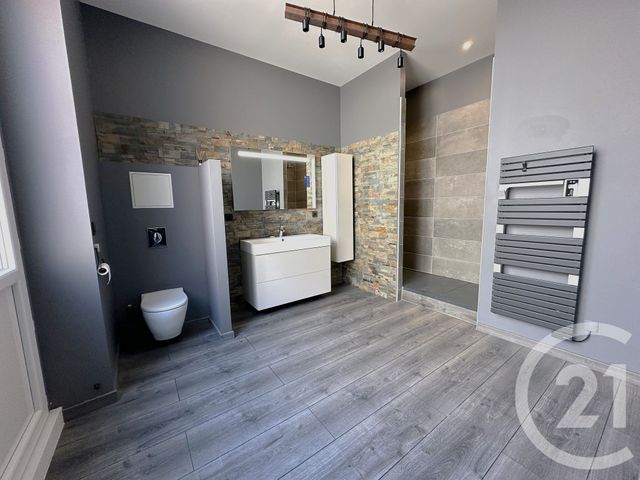 Appartement T3 à vendre - 3 pièces - 114 m2 - Chateauroux - 36 - CENTRE