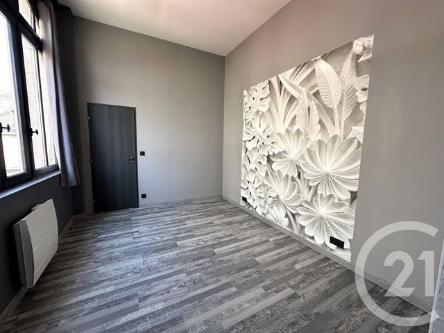 Appartement à vendre - 5 pièces - 141,35 m2 - Chateauroux - 36 - CENTRE