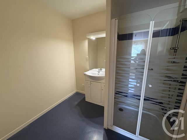 Appartement T2 à vendre - 2 pièces - 47,40 m2 - Chateauroux - 36 - CENTRE