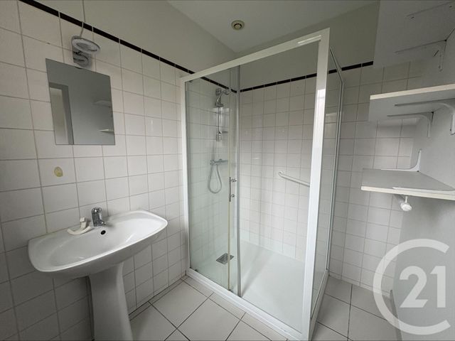 Maison &agrave; louer - 4 pi&egrave;ces - 104,54 m2 - Le Poinconnet - 36 - CENTRE