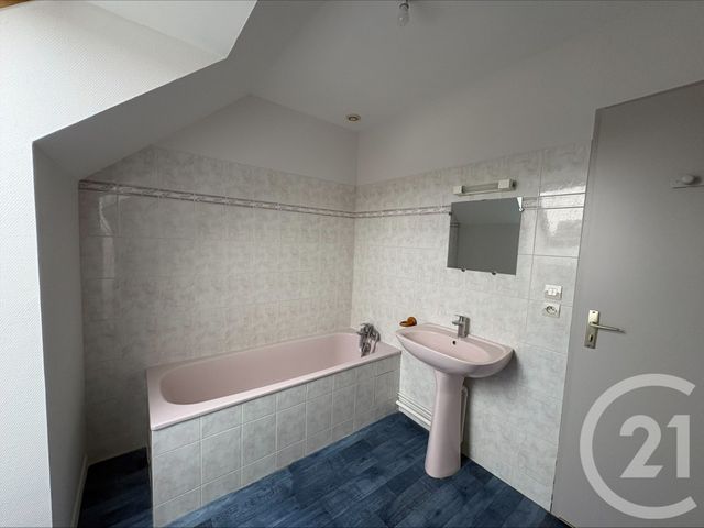 Maison &agrave; louer - 4 pi&egrave;ces - 104,54 m2 - Le Poinconnet - 36 - CENTRE