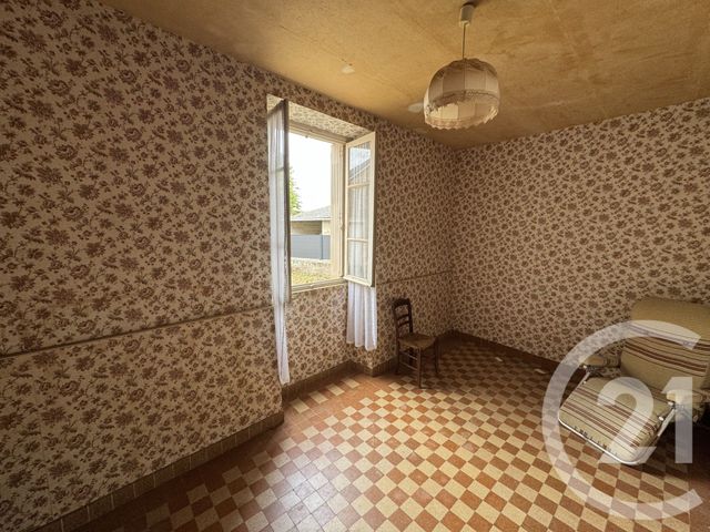 Maison à vendre - 6 pièces - 140,12 m2 - Neuvy St Sepulchre - 36 - CENTRE