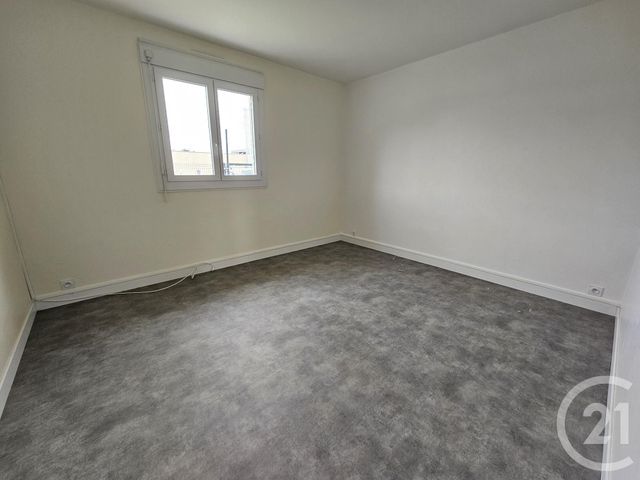 Maison &agrave; louer - 5 pi&egrave;ces - 135,82 m2 - Chateauroux - 36 - CENTRE