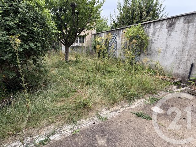 Maison à vendre - 5 pièces - 123,10 m2 - Chateauroux - 36 - CENTRE