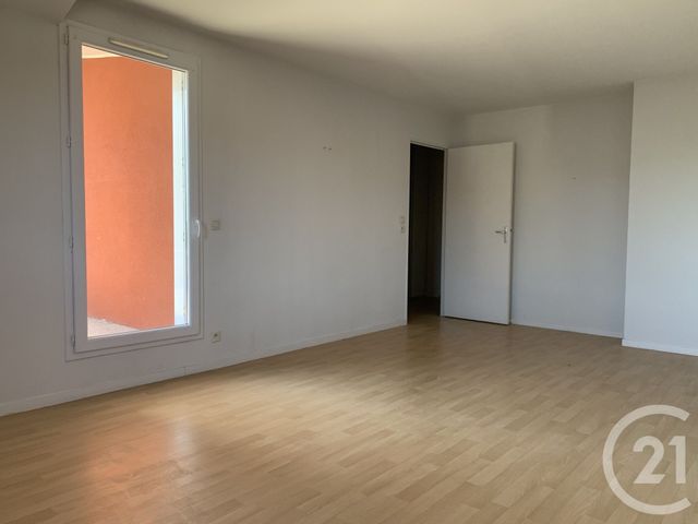 Appartement T3 &agrave; louer - 3 pi&egrave;ces - 63,32 m2 - Chateauroux - 36 - CENTRE