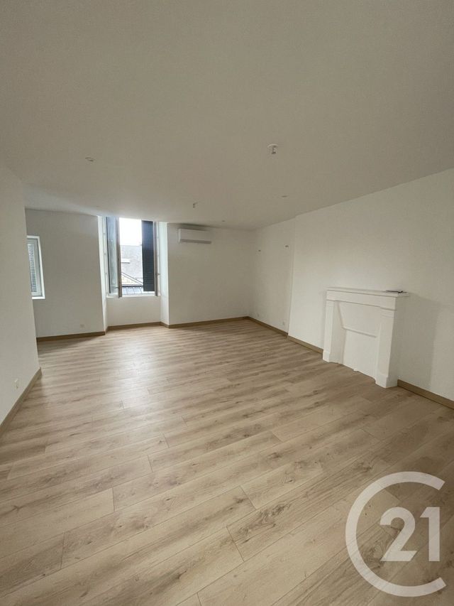 Appartement T3 à louer - 3 pièces - 69,07 m2 - Chateauroux - 36 - CENTRE