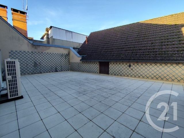 Appartement T6 à louer - 6 pièces - 170 m2 - Buzancais - 36 - CENTRE