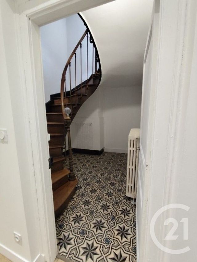 Appartement T6 à louer - 6 pièces - 170 m2 - Buzancais - 36 - CENTRE