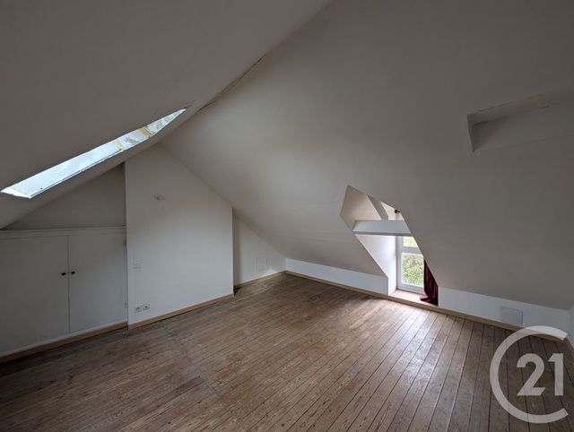 Maison à vendre - 3 pièces - 82 m2 - Jeu Les Bois - 36 - CENTRE