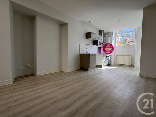 Appartement T3 &agrave; vendre - 3 pi&egrave;ces - 76,40 m2 - Chateauroux - 36 - CENTRE