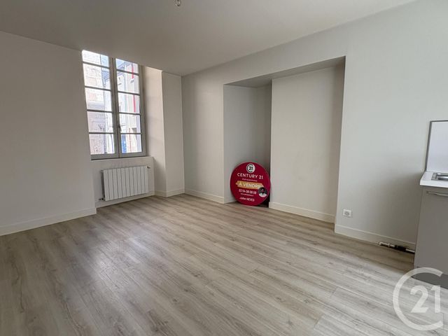 Appartement T3 &agrave; vendre - 3 pi&egrave;ces - 76,40 m2 - Chateauroux - 36 - CENTRE