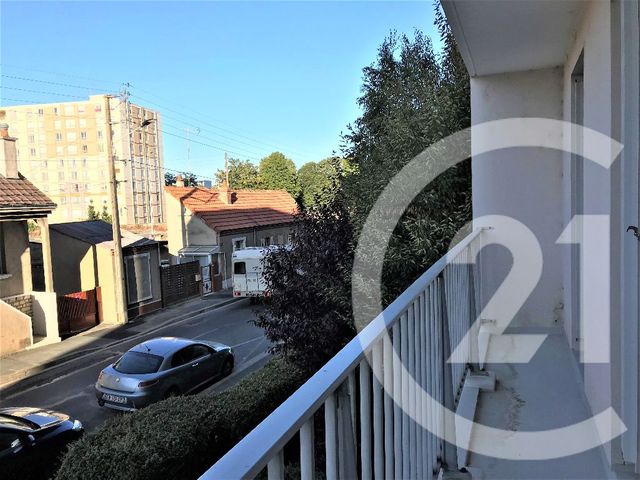 Appartement T1 &agrave; louer - 1 pi&egrave;ce - 33,09 m2 - Chateauroux - 36 - CENTRE